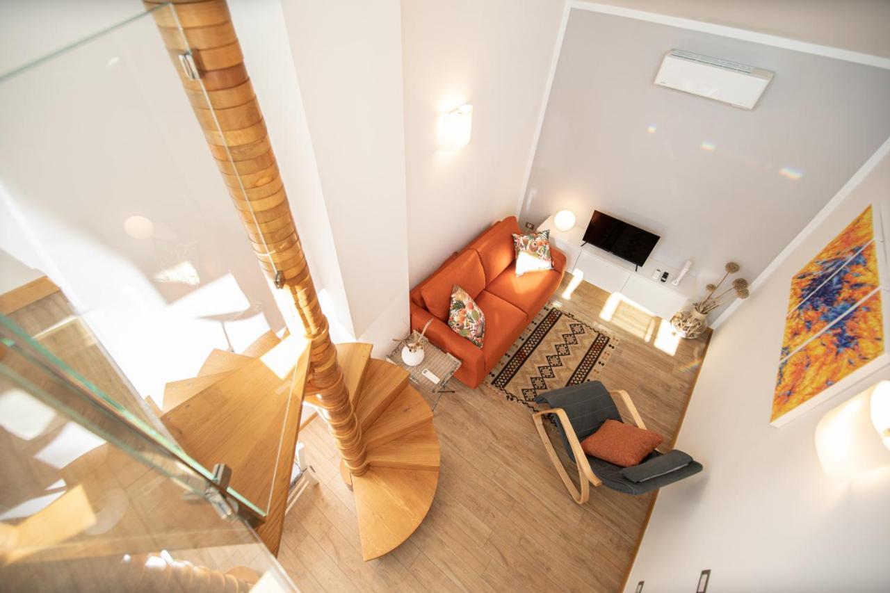 Rooftop Delight With Terrace Лука Екстериор снимка